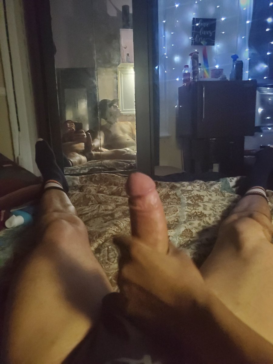 Play w my dick