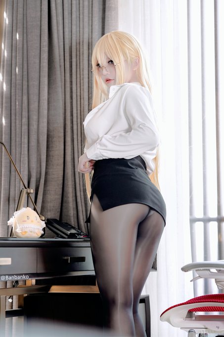 コスプレイヤー半半子のTwitter画像39