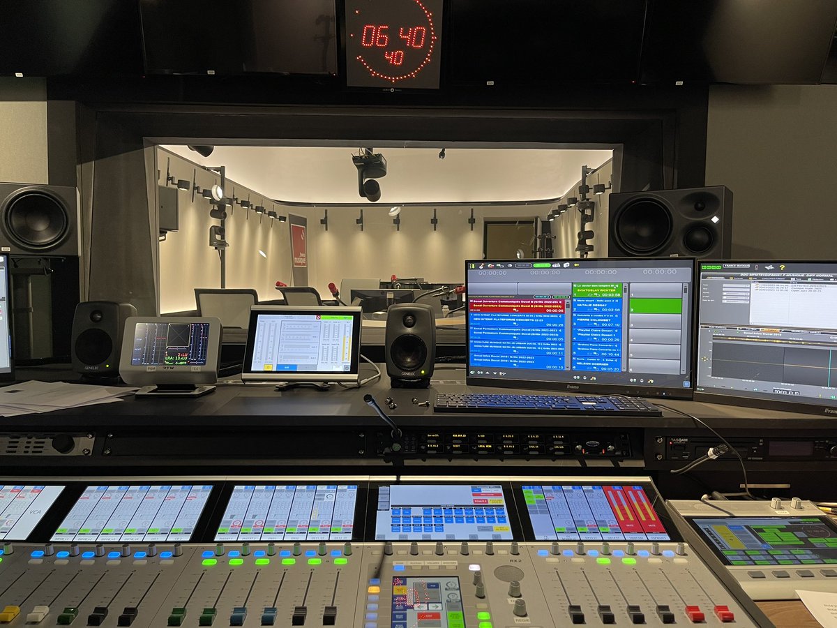 Ingesonradio's tweet photo. First matinale @francemusique @jburbain https://t.co/K5LUqmFgRK