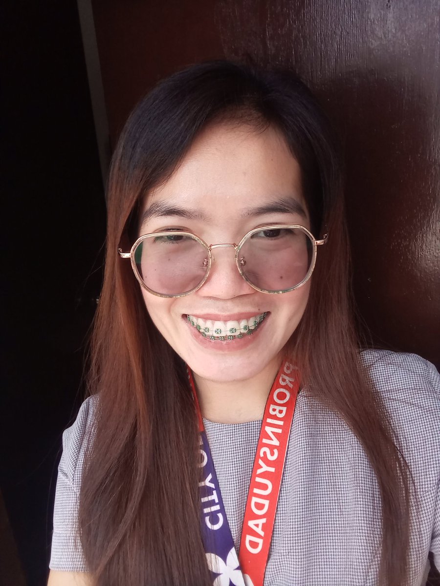 Rolieme22's tweet image. 97th day of braces 😁

#overbite