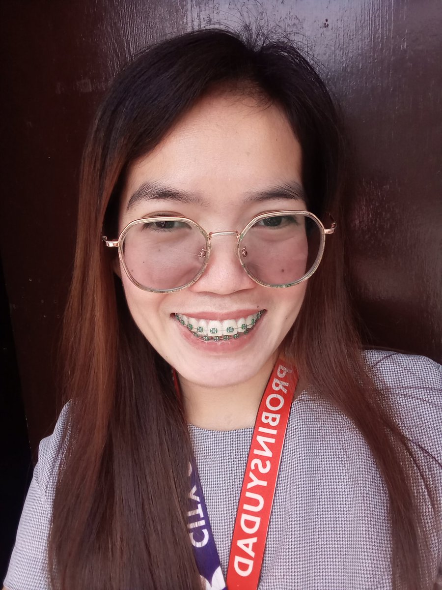 Rolieme22's tweet image. 97th day of braces 😁

#overbite