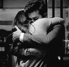 #صباح_الخير_والسعاده_للجميع

تعالي، عانقيني لثواني بسيطة لا احتاج اكثر
من هذا، كي اتخلص من رتمّ هذه الحياة السيئة
#فضفضه