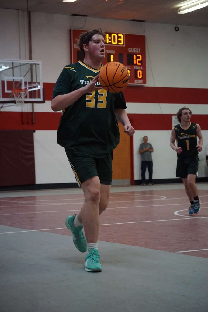 Braden Elkins will be joining Hoppa Elite this AAU SZN! He is a 7’0 350 beast who will feast on any defense. He can score on all three levels and can really shoot that mid range! Holds offers from Brevard College and Bob Jones University come check him out at Spartanburg!
