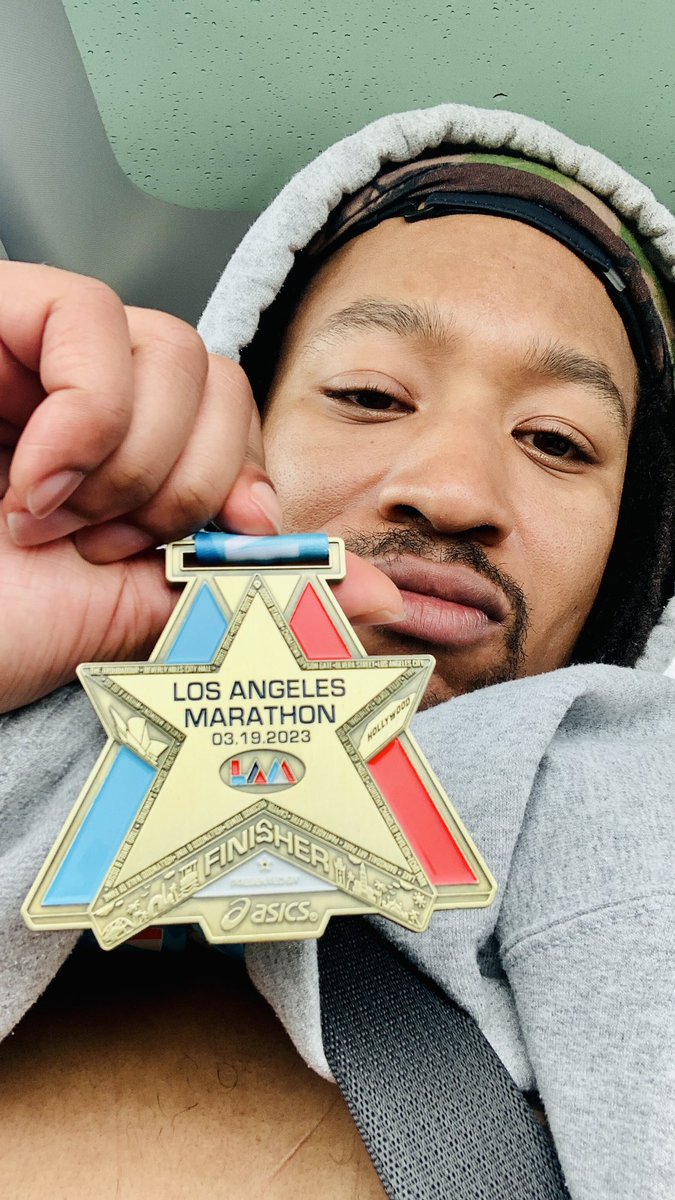 cardiohighkris's tweet photo. 1st marathon in the books 🏃🏾‍♂️💨💨 https://t.co/MBdbnKJIMm