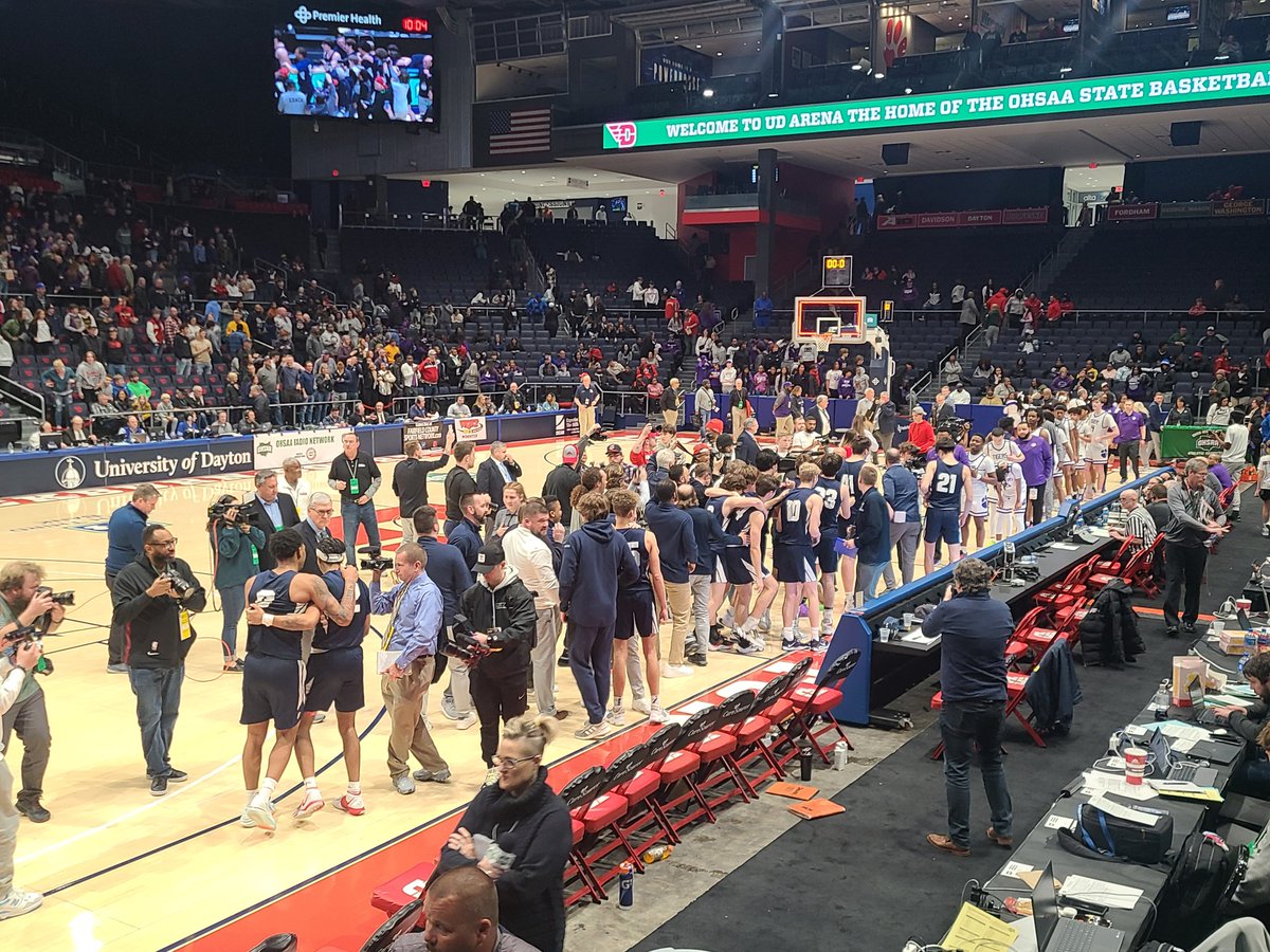 coach_wink55's tweet photo. 2023 D1 Basketball State CHAMPS!!!!! https://t.co/skRNZFpZfB