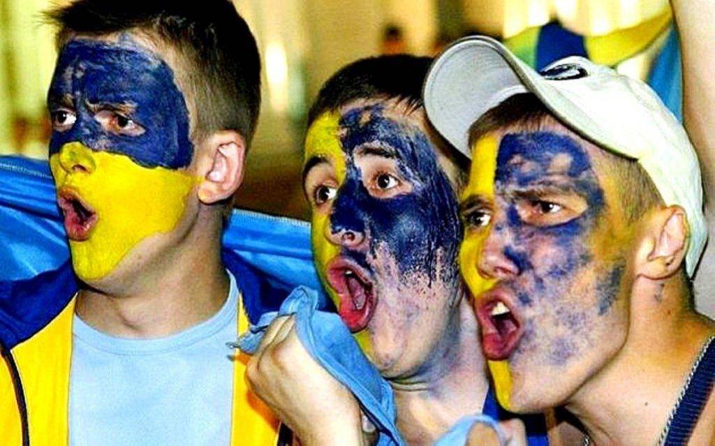 команданте ЧЕ on Twitter: "Увидел рядом с ником украинский флажок ...