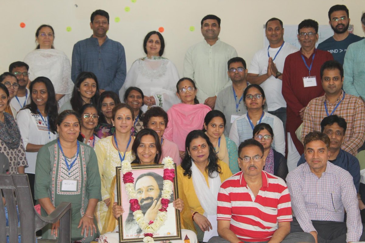 pankajsahahos's tweet image. Concluded another wonderful #HappinessProgram yesterday. It had a amazing experience. @SriSri @ArtofLiving