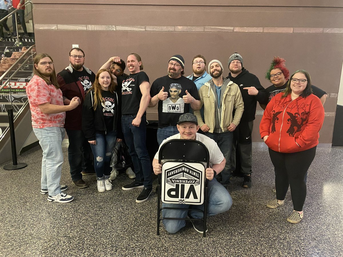 ChanmanMayo's tweet photo. #wwesiouxfalls was fun. Can’t wait for the next one. https://t.co/XxRNwSekR5