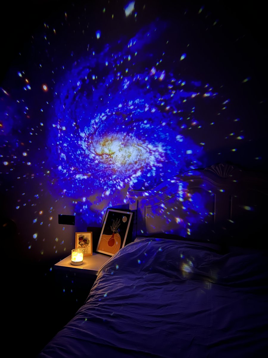 kistraservice1's tweet image. Transform your room into a galaxy and spice up all occasions INSTANTLY!
Immerse yourself in a galactic experience in the comfort of your own space with this projector 🪐🪐🪐
#galaxyprojector
#nightlights 
#bedroom