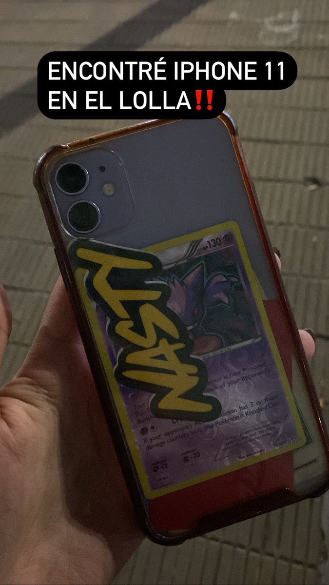 L0UISPI0LA's tweet photo. Encontré este cel en el lolla, si saben de alguien que lo perdió me puede hablar https://t.co/trekSksNez