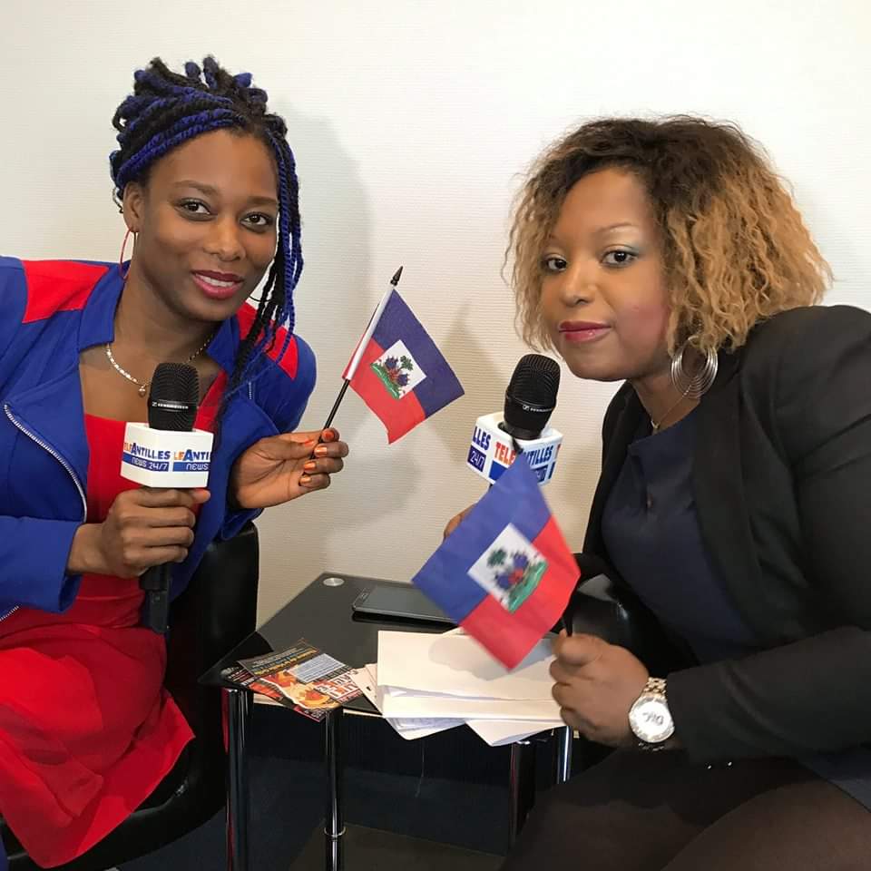 roseguignard's tweet photo. Rose-Esther Guignard Comédienne conteuse franco-haïtienne < La Comédie est l'art de conter les rêves 🇭🇹🇲🇫 https://t.co/vPFBBYQLVV