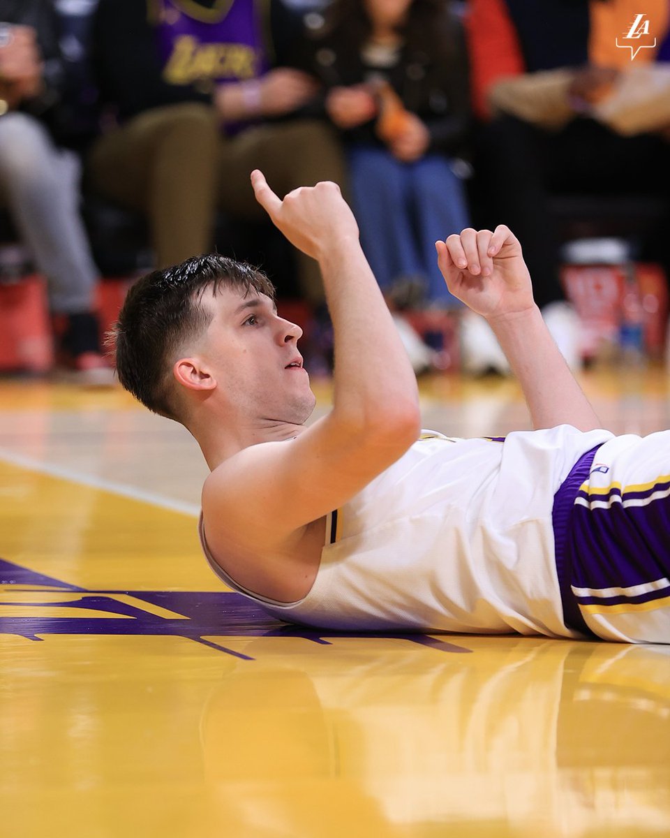 NLB tweet media