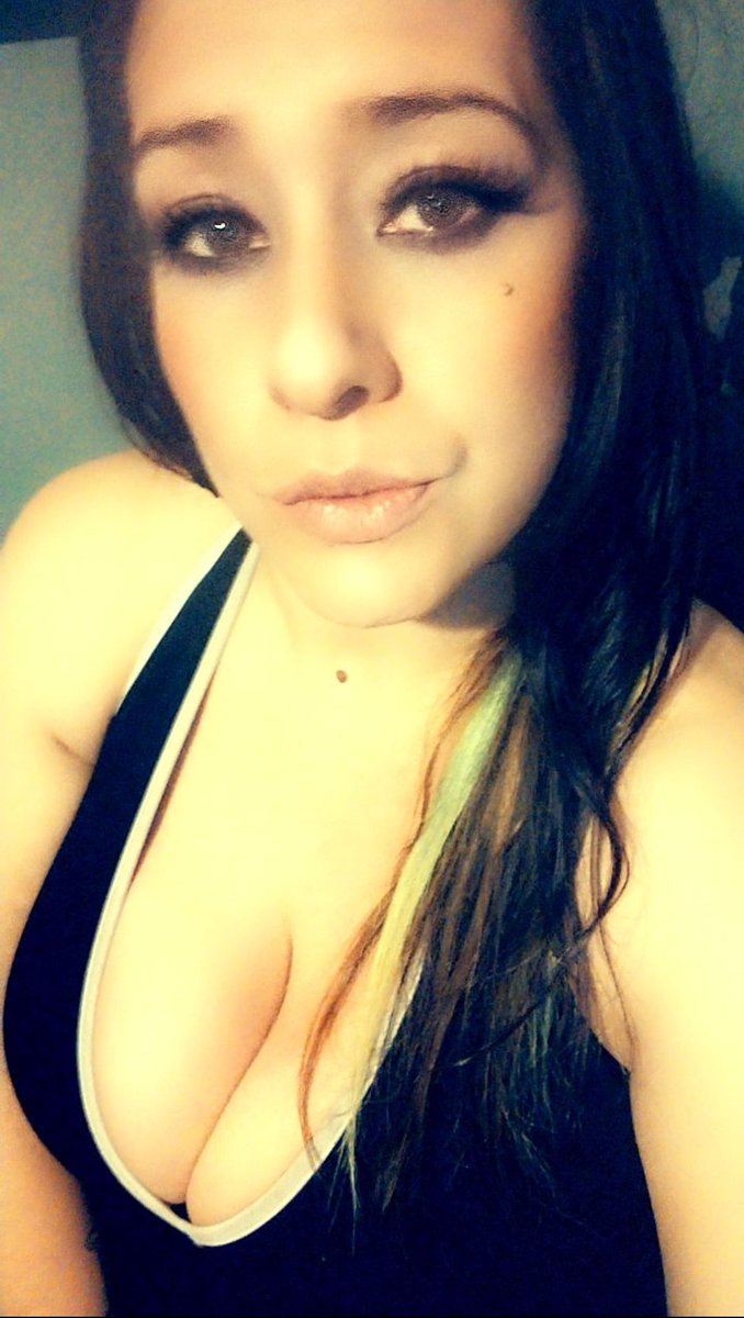 JBreazy2's tweet photo. 💜happy Sunday 💜 https://t.co/V5y6Ls9gOq https://t.co/Ch2tUabjSO