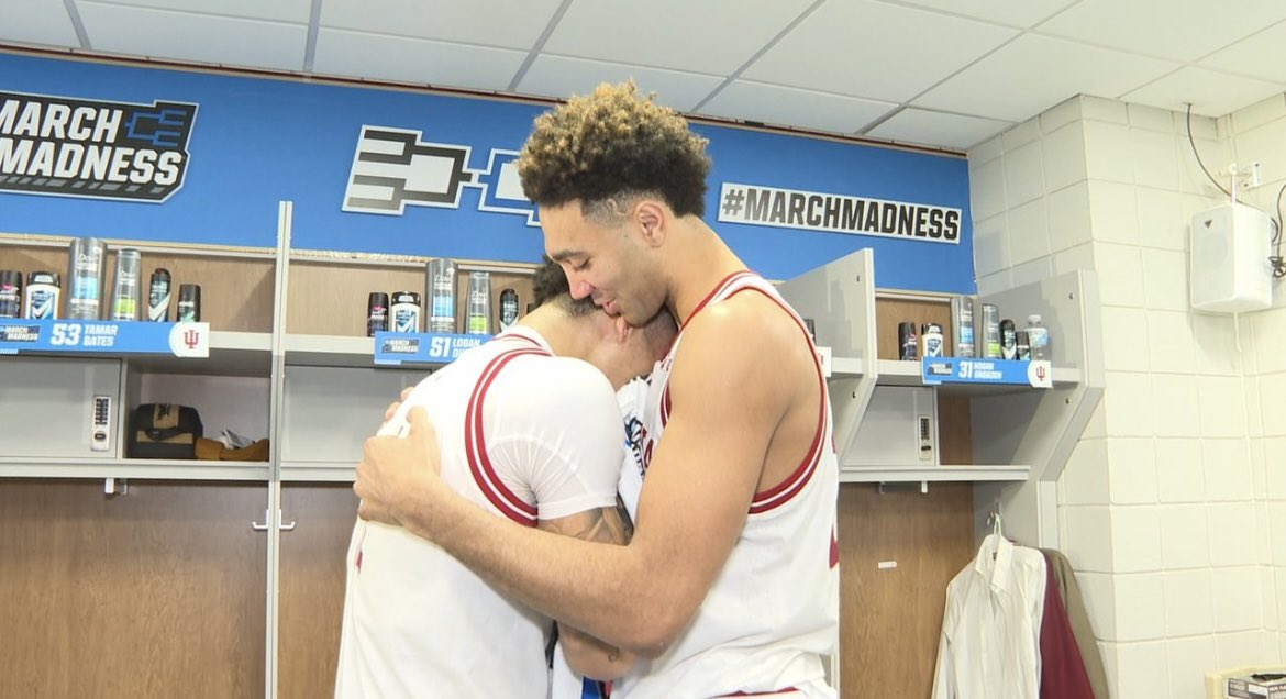 Barstool IU tweet media