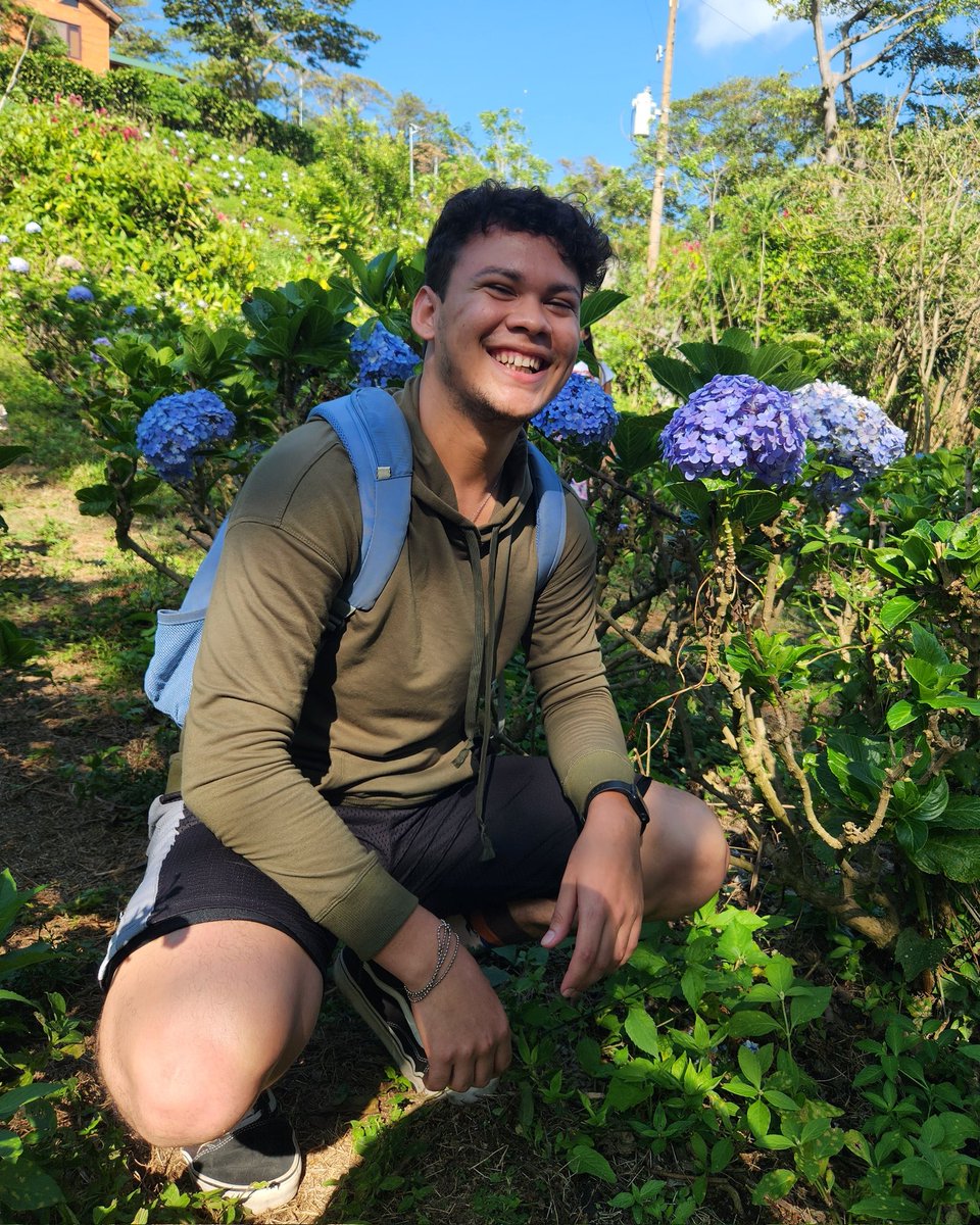 yokex810's tweet photo. Hoy sonreí 🌺 https://t.co/fObv3r64Rw