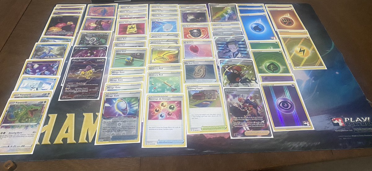 1er lugar torneo local 🏆                            1er juego mew vmax  ww              2do juego regis  ww                            3er juego jolteon v Max  ww                     4to juego goodra vstar ww.     Torneo 12 personas Leon gto goblins card #PokemonTCG