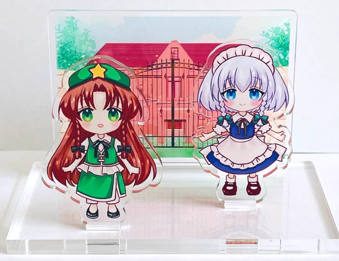 東方マルイ 様よりイラスト担当させていただいたアクリルスタンド送っていただきました!めっちゃ可愛く出来上がってて嬉しいー本当ありがとうございます春例大祭で頒布されるそうなので行かれる方はぜひー入れ替えて遊べて可愛いー 