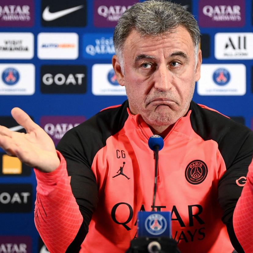 VirageFauteuil's tweet photo. 🎙️ Galtier : « Mettez-vous à la place des joueurs qui préparent un match, qui voient un entraîneur de chapeau 1 absent et qui rentrent dans le vestiaire et me voit avec mon copain Olekziak et Sacramento »
#GaltierOut #Findelamascarade #teampsg #sauvonslepsg #titispsg ❤️💙 https://t.co/EQHYtAglgO