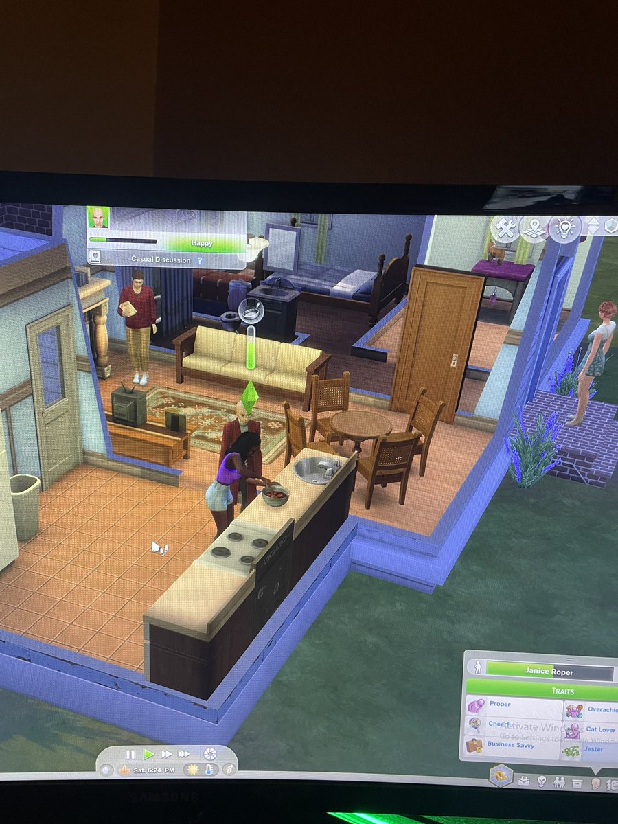 SimmerChaotic's tweet photo. Janice invited some friends over for dinner, when her kitchen suddenly caught fire! 

#sims #sims4 #Sims4Cc #sims4mods #Sims4Infantsupdate #whickedwims #content #gaming #pc #sims4roleplay https://t.co/FstsHG4092