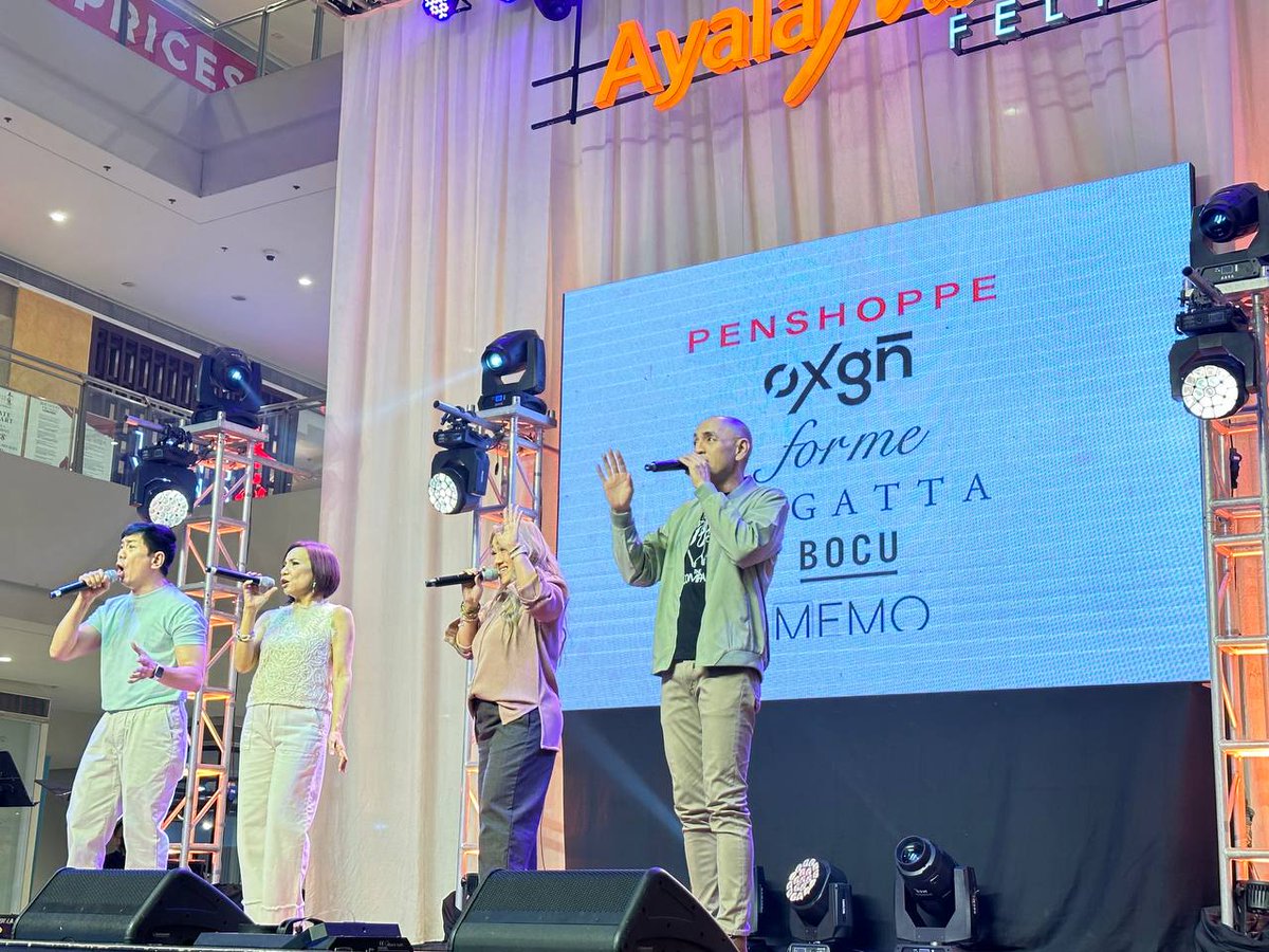 StarMusicPH's tweet photo. ICYMI: @thecompanysing performs during their 'GITNA' CD promo tour at the Ayala Malls Feliz along with @officialsabmusi 🎵
Keep streaming the album here: 🔗 https://t.co/P8UC2ejlpK
#TheCompanY #GITNA #SAB https://t.co/ZPG68ror1J