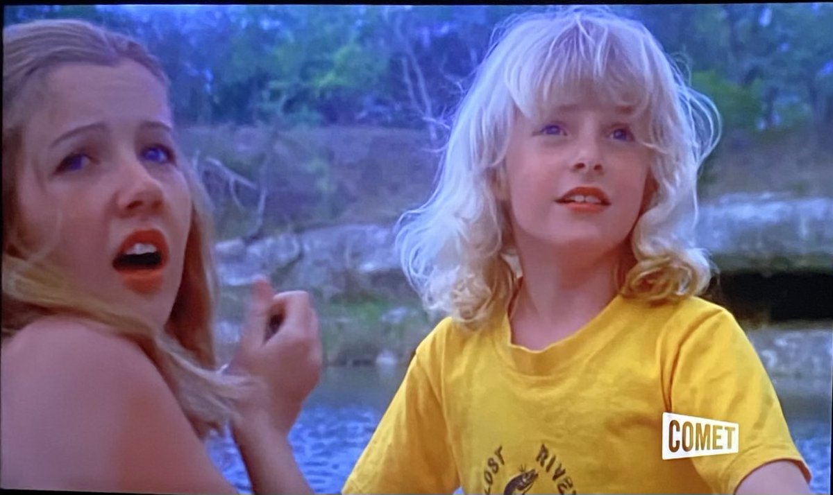 silverfarr's tweet image. Who else remembers Melody Thomas Scott in the role of Laura Dickinson in 1978’s ‘Piranha’?