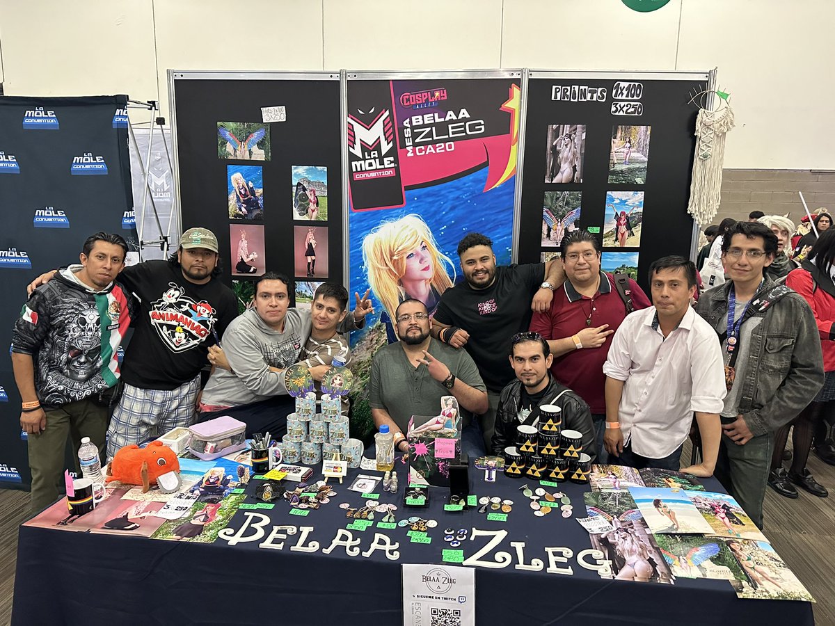 belaa_zleg's tweet photo. Una enorme felicidad estar a su lado en verdad vuelven mi mundo colorido 🌱🫶🏻🌈 gracias por el apoyo y cuidado lo valoro infinita mente  🌔 ya vendrán nuevas aventuras #somoszleg  gracias @lamolemx por hacerlo posible ✨ https://t.co/1dZOopuJdn
