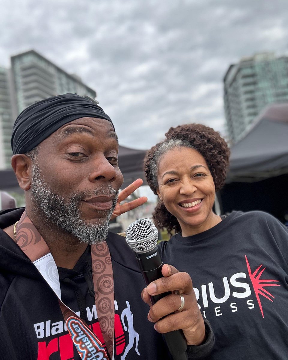Nasara_Gargonnu's tweet image. Here we go again…
The 2023 @HotChocolate15k in San Diego was “on and popping!” Here are some pics from our adventure! We hope to see you in 2024! 🍫🏃🏾‍♂️🏃🏽‍♀️
#SiriusFitness #runforchocolate #HC15k #venturesendurance