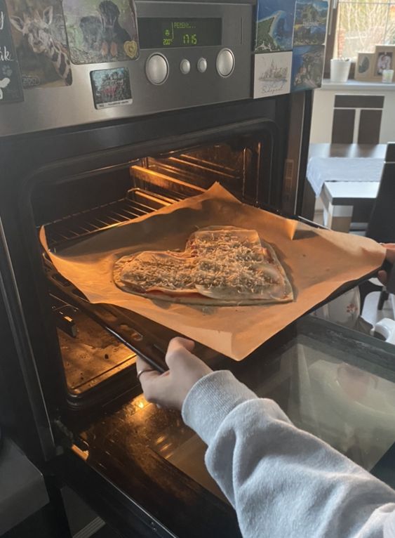 mouradjeribi's tweet photo. Frankly, most of my friends hold very different political beliefs. It's just a funny thing in this country that supposedly you can't sit down and have dinner and enjoy another person's company if you don't have the same beliefs. It's ridiculous.
#DinnerCooking #CookingAtHome https://t.co/0oNm0mciIs