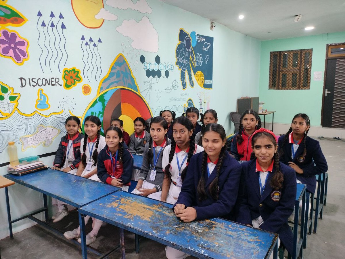 Smiles that makes the world brighter! And these are the smiles we work for! ✨💛

.
.
.
.
.

#nonprofit #menstrualhealth #awareness #awarenesscampaign #healthandsafety #womenempoweringwomen #work