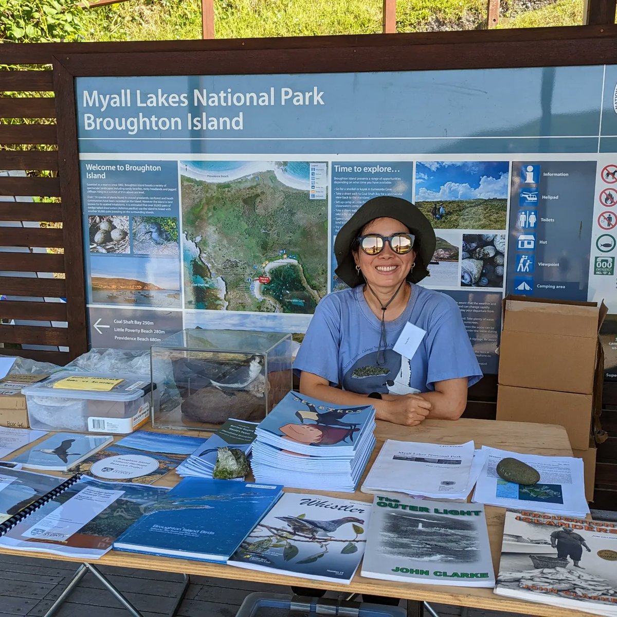 AUS_NZ_Seabirds's tweet photo. What a wonderful day to celebrate Birriwal Guying, Gould's Petrel at Broughton Island, Worimi Country!
@dryunakim &amp; Emily Mowat represented ASG to talk about Oz's rarest petrels at the community day. 
This Our Marine Parks Grant project received funding from Australian Government https://t.co/eUgSdYkUx4