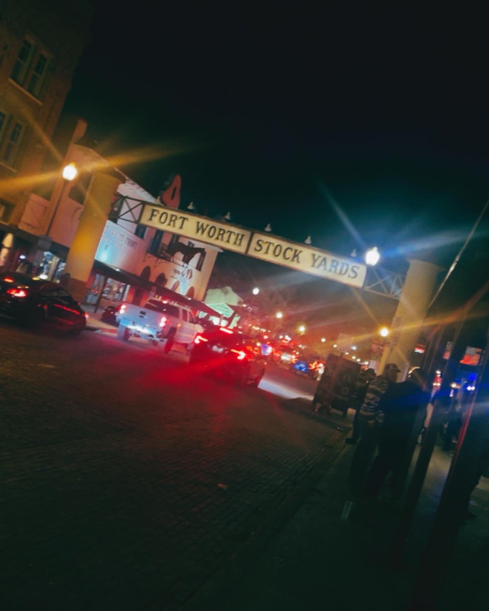 feliciamarietx's tweet photo. #BridinDirty in Fort Worth, Tx 🤠🤪💍🥂

Congrats to my girl @Taylorr_C! #26moredays #teambride #bachshitcrazy https://t.co/nwo055IXFk