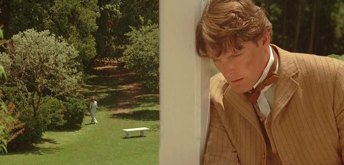 MovieMaiden's tweet image. Favorite #PeriodDrama Frames

SOMEWHERE IN TIME (1980)

The framing of this moment is so perfect. They both think they've lost the other forever, but then the next second, they realize they haven't. 🥹 

#SomewhereinTime