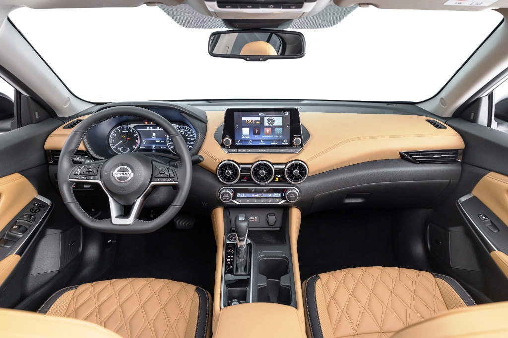 AutoDestaque's tweet photo. Novo Nissan Sentra vem pra balançar o segmento de sedãs médios [https://t.co/93Uy8PlWb6] #Nissan #Sentra #NissanSentra #NovoSentra #NovoNissanSentra #Sentra2024 #NissanSentra2024 https://t.co/HrMMVP3tHf