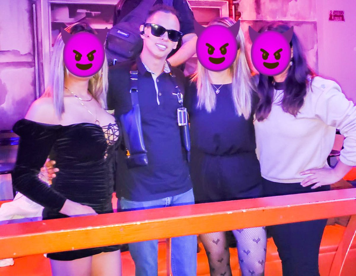 BbyblueHotwives's tweet photo. holiiiii , ya estamos en jaloo.....quien por aquí?
esta noche de #domingodepecado traemos actitud para quitar el frío con @MiaMarinOficial @YamiRamirezmex @GiselleMontes18 @AlexMarinShow
#swingerSLP https://t.co/LadY0Ym4CD