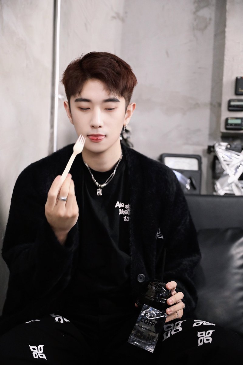 15666160wer's tweet photo. 🖤 https://t.co/eTB2DYNUIv