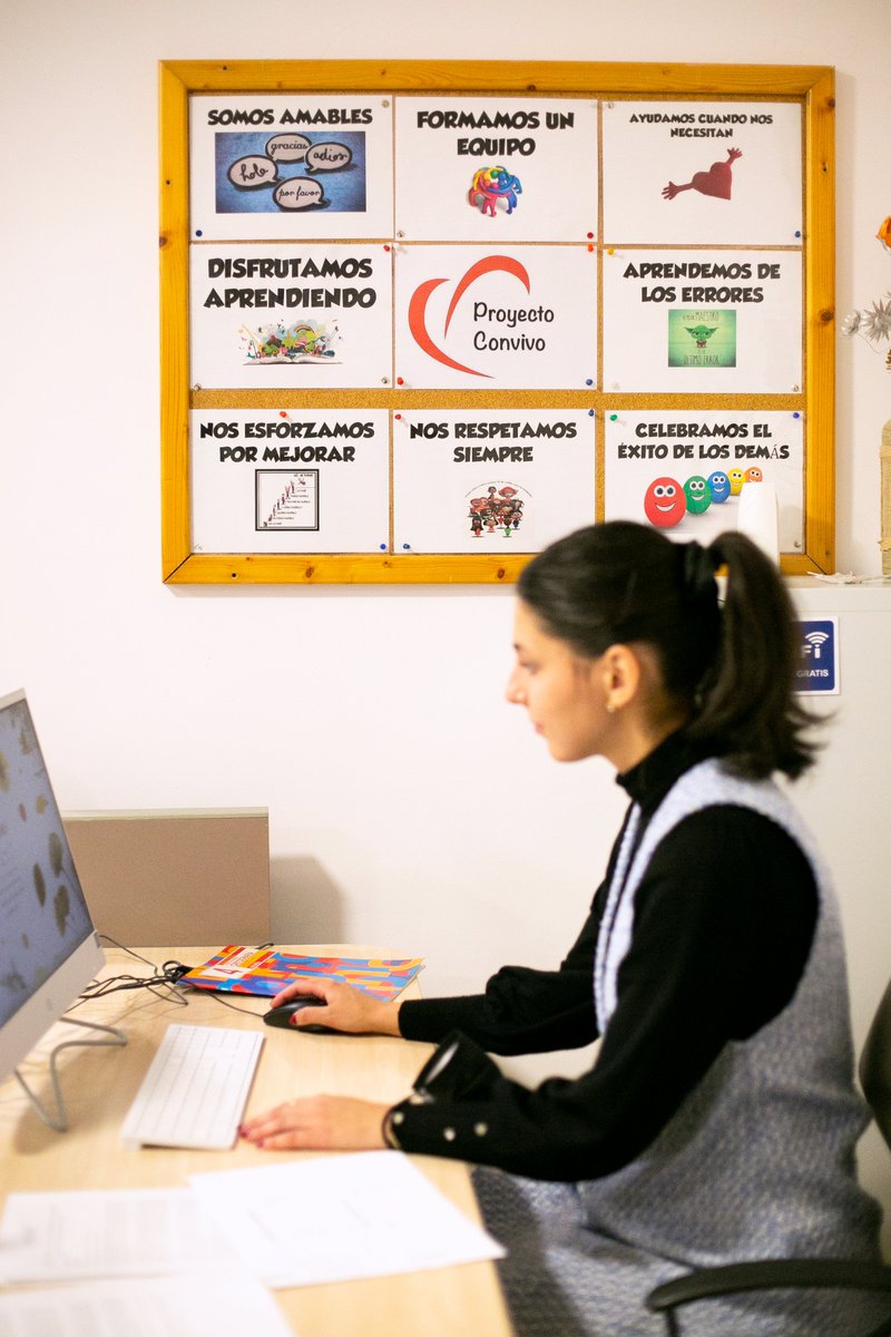 SolidariosLeon's tweet photo. Nerea Soto, una de las Educadoras Sociales que trabaja en Proyecto Convivo https://t.co/lGwBxSuSu2