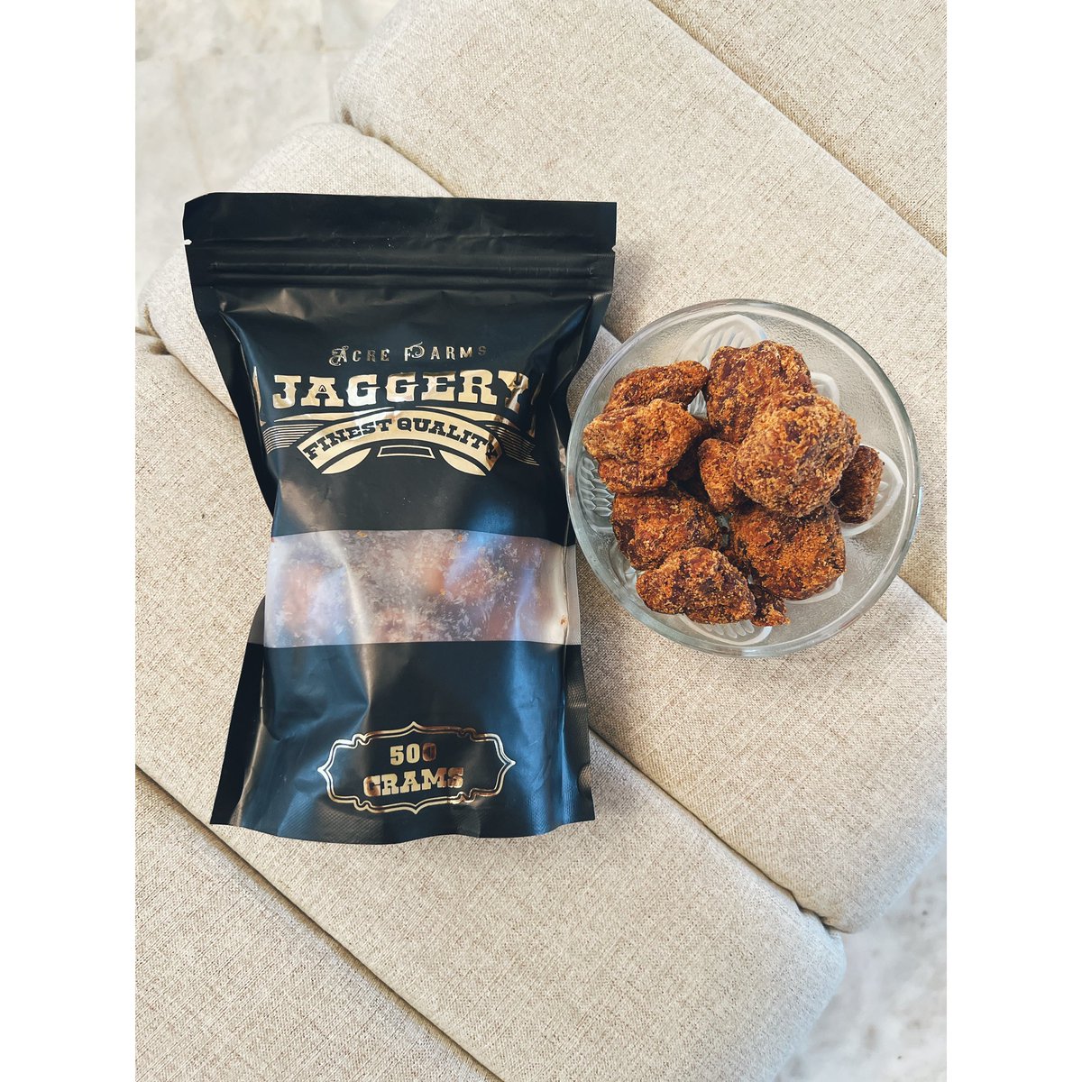 rezzalyshah's tweet photo. Got a yummy PR package from Acrefarmspk today.
These are finest quality Jaggery and Packaging is too good. #RezzPR https://t.co/2fUvAgNU3u