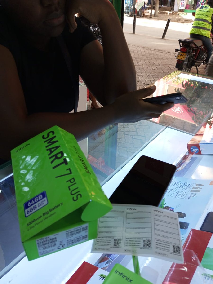 InfinixKenya's tweet photo. Kila mtu anatambua Tenje za Infinix. Jishikie Infinix Smart 7 Plus leo.
Click: https://t.co/wLvj5POKbn to purchase on XPark or visit our physical shops to purchase. Click: https://t.co/lxynLpXGqV to find a shop near you.
#SmartikaNaPower #Smart7 https://t.co/JrT2Tr4WwX