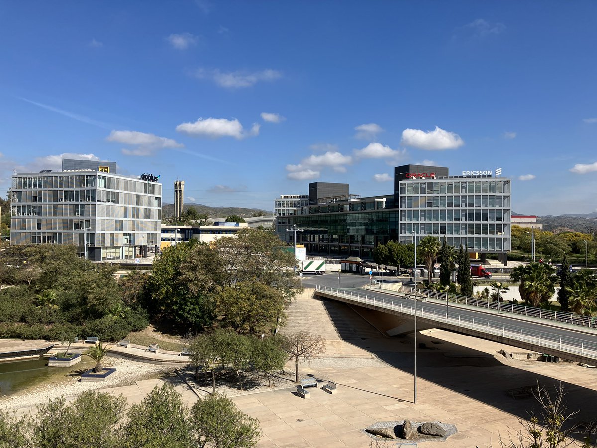 MatthieuLenoir's tweet photo. 😎 Learning expedition jour 1

🧑‍💻Aujourd’hui, je découvre le @PTAMalaga avec @ESSCA_Ecole 

🤝 Quand tous les acteurs de l’#innovation d’un territoire se réunissent, ça crée toujours de belles idées 💡 

#InDigitalWeTrust https://t.co/YUF8IuqptD
