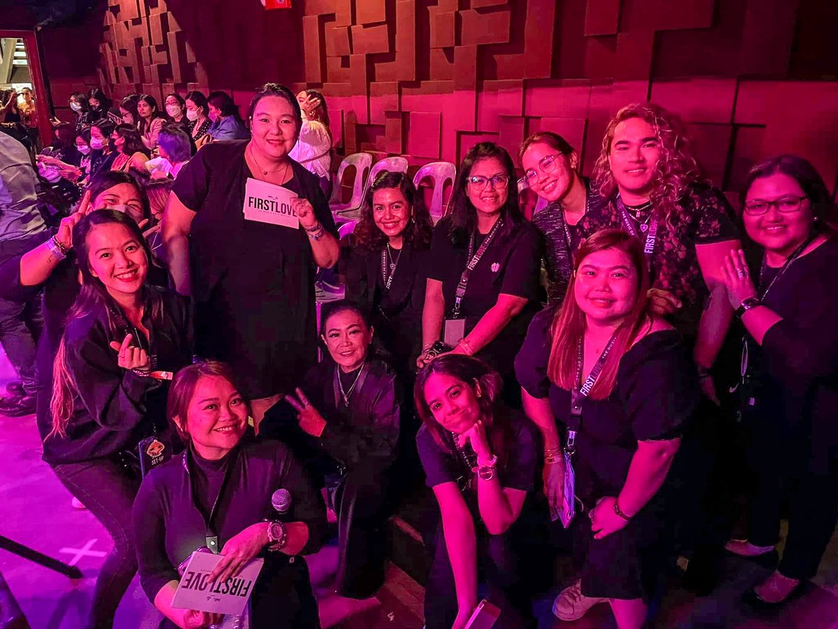 caiii_m's tweet photo. First Love: The Music of a Genius stage set-up crew. ๐ซถ๐ผ
#SUGAfest2023 #FirstLoveTheMusicOfAGenius #theMINevent #SUGAbabes #BorahaeFromManila #BTS #ARMY https://t.co/p5d8fNTNiU