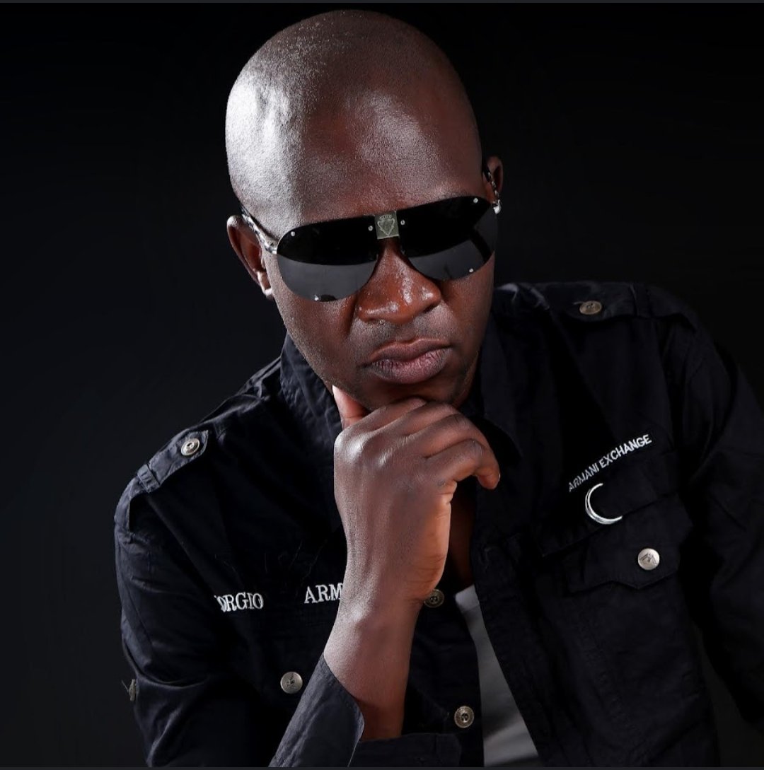 BarKeeLeh's tweet photo. Legendary Kenyan Musician Kunguru has died.
Rest in peace Eric Onguru. https://t.co/m4CDM7De2e