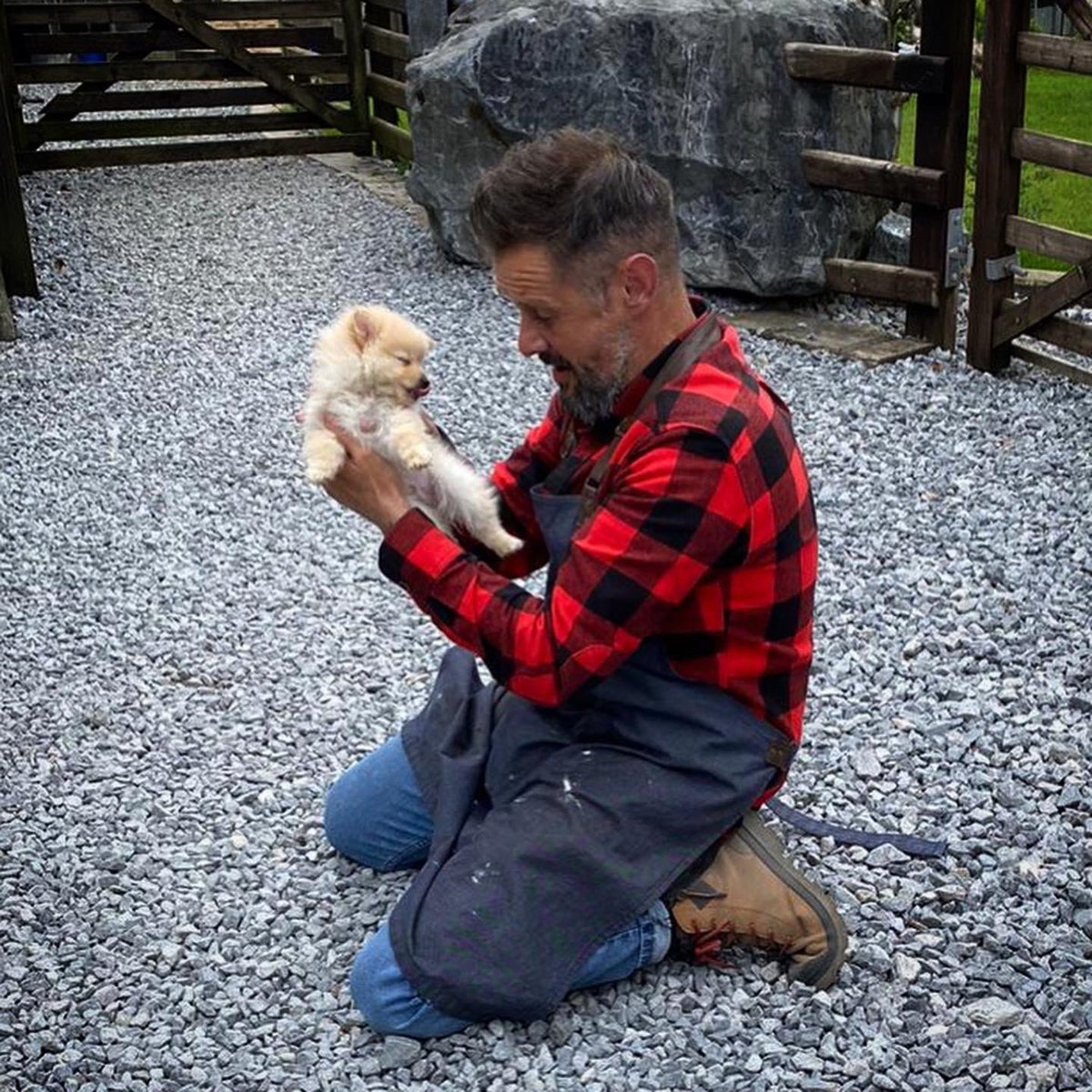 maxreestore's tweet photo. This week on TOOL CLUB we travel to @ManyTearsRescue where we help this incredible charity build a doggy play area and I get savaged by a beast! 😂

#toolclub #diy #diyhero #tools #manytears #manytearsanimalrescue #dogrescue @SilverlineTools @beezrstudios @SparkMediaUK @channel4 https://t.co/2tplgNFO4m