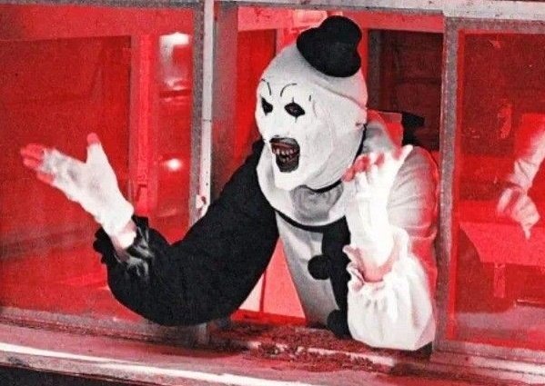 deathndhorror's tweet photo. Cute boy🖤 https://t.co/T0H0HW5kIK