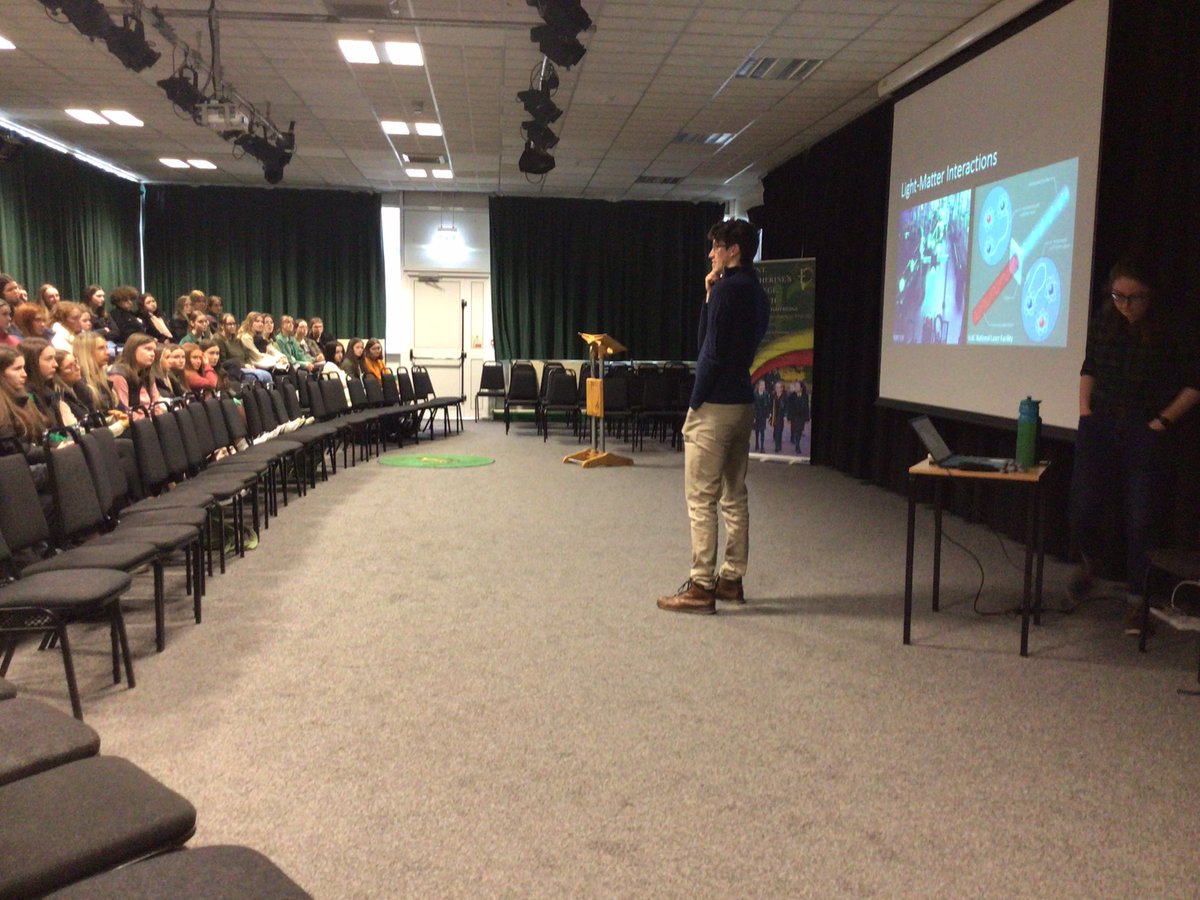StCatsScience's tweet photo. ‘A day in the life of an astronomer’. Young astronomers from Queen’s University discuss their research with some of our Year 12 Physics students. https://t.co/8ZayNL0TbS