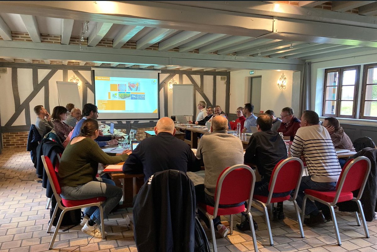 AGRI_OBTENTIONS's tweet photo. Toute la semaine, nos cadres participent au #séminaire. 
Comment AO accompagne l’agriculture dans la transition agroécologique. De nombreux projets sont en cours dans le cadre de la mise en place des nouvelles orientations stratégiques AO2030.
#agroecologie https://t.co/ovCIbioknG