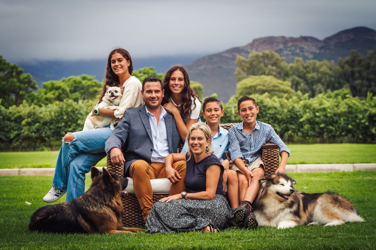 Rietvallei Wine Estate counts among South Africa’s oldest family-owned wine estates and was one of the first wine farms established in the picturesque Robertson Wine Valley.

#rietvallei #RobertsonWIneValley #rietvalleiWineEstate #WineEstate #winefarm #wines