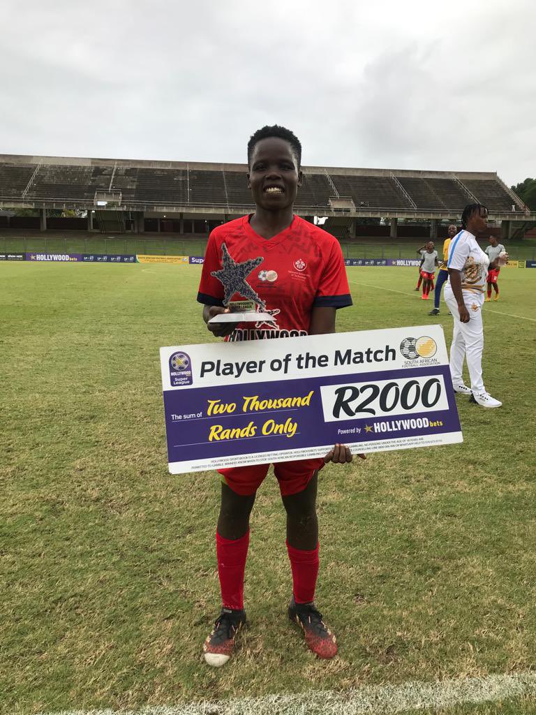 tut_ladies's tweet photo. This morning we are crushing on our very own Ester Ndou for collecting player of the match trophy ๐ at yesterdayโs game against Royal AM.
Well done Champ!
#BekeLeBekeSL
#hbwsl
#tutfootball
#HomeOfChampions https://t.co/bUgHxlAc4b