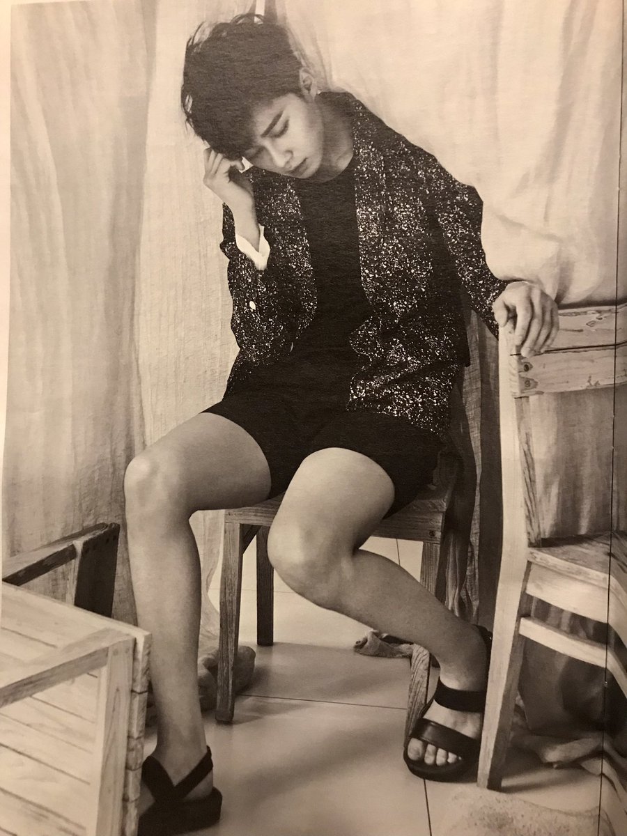 biwa71116875's tweet image. 2014年HIGH CUT❤️‍🔥②🖤🤍🤎
ドンハくん期⁇なのに、こんなアンニュイなソジュン🥰💜
可愛かっこいいドンハを心から愛してるけど、ちょっと影のある悪ソ😎も大好き🫶💕💕💕

#HIGHCUT
#アンニュイソ
#悪ソ
#モデルソジュン
#紙の破壊力
#パクソジュン