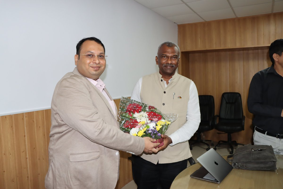NFSU_Goa's tweet photo. Mr. R Madhan, the Director of @INDOGSTC visited the Goa Campus today to discuss the latest research project and collaboration opportunities with industrial relevance between India and Germany. (1/2) @rmadhan2000 @IndiaDST #nfsu_goa https://t.co/psY1qOfOSh