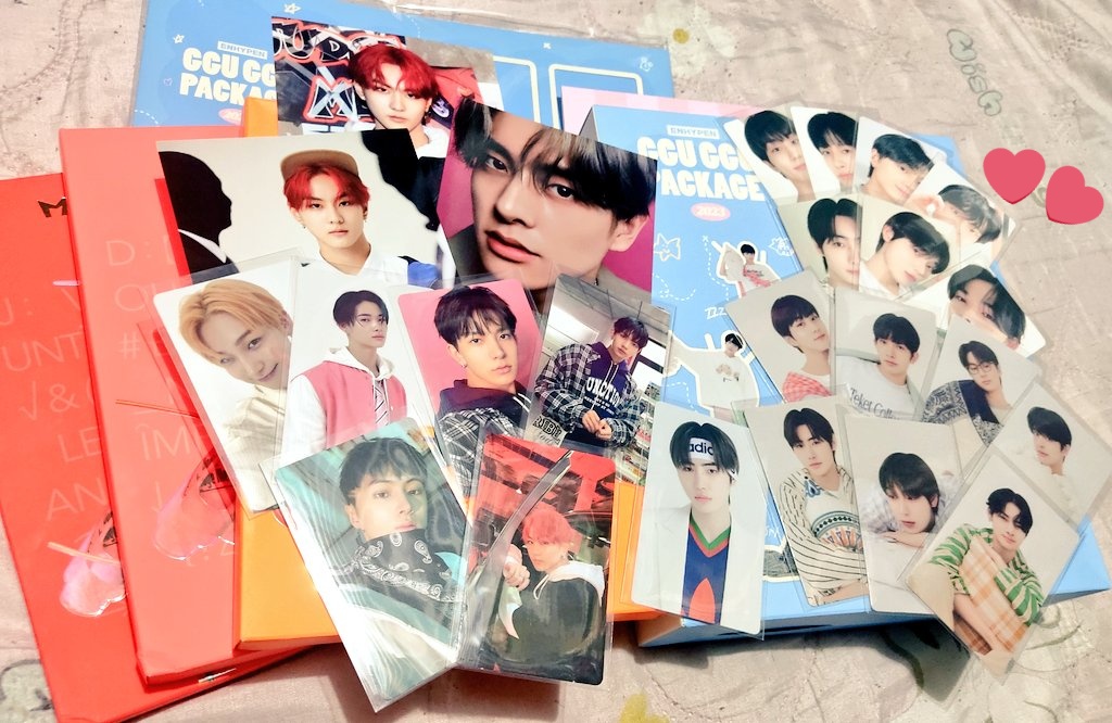 sunghoosmiyo_'s tweet photo. hello! sorry ngayon lang nagka-time, but these babies finally came home safely 💖 sobrang happy ko sa pulls ko huhu uwian ba naman aq ni hisong nang dalawang beses 🥹 tysm, @TakeMeToSeoul23 — will always recommend ur shop for enha budols! 🥹🫶 #TMTSFeedback https://t.co/QWbCcYzw1P